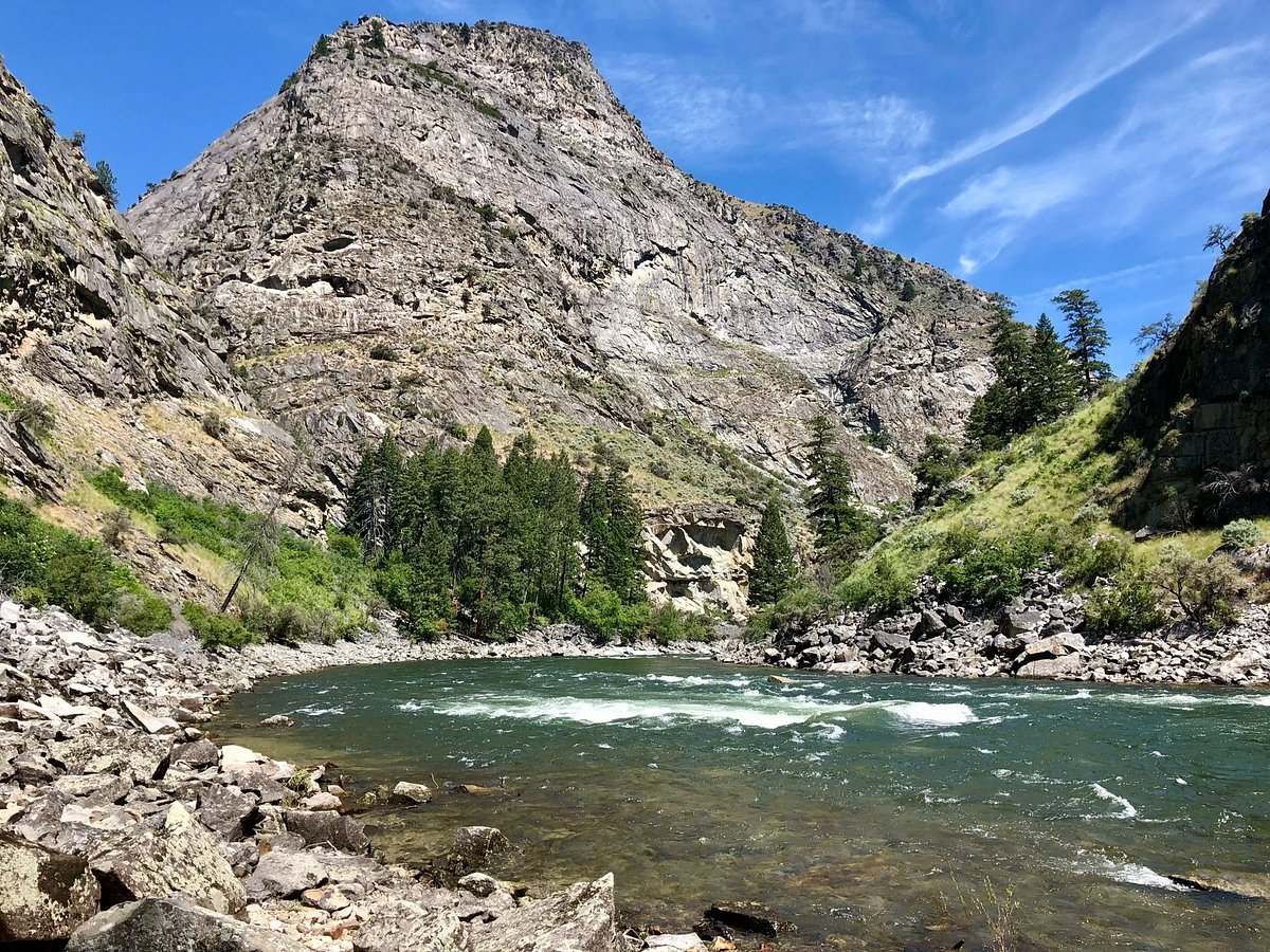 15+ Best Places to Visit in Idaho This Spring